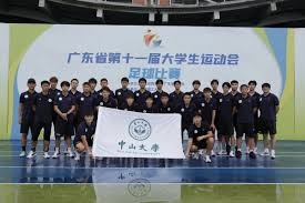彼得·切赫的传奇回归与足球生涯新篇章